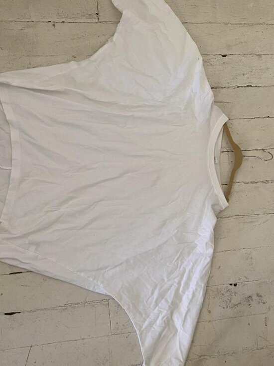 Women tops Blouses - Picture 2 of 2